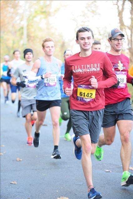 人物 | 患自闭症的他是如何达标波士顿马拉松的