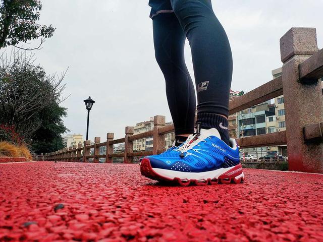好靓好弹好清爽--诺诗兰SKY1.0多路面跑鞋体验