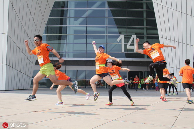 筹办一场马拉松需要和哪些政府部门打交道？