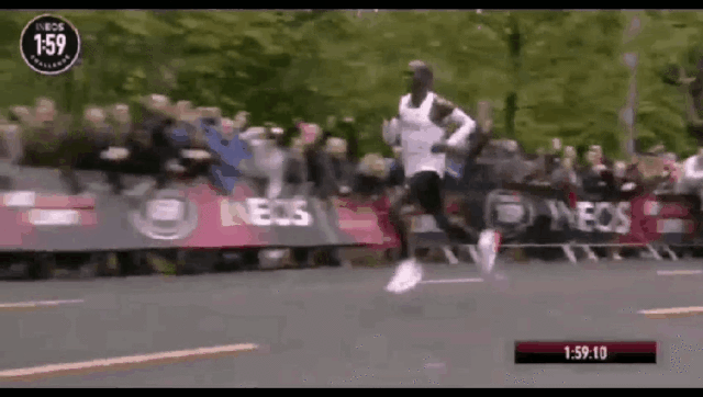 你以为你跑步时的样子VS实际你跑步时的样子