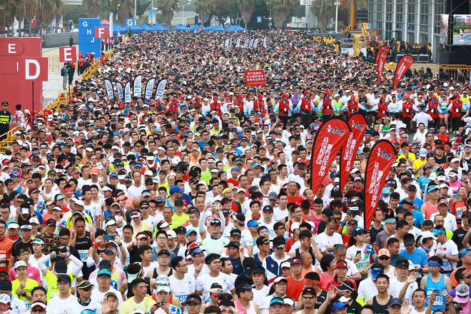 梁晶挑战环巢湖百英里 伦敦马拉松冠军万吉鲁被禁赛 | 跑圈十件事