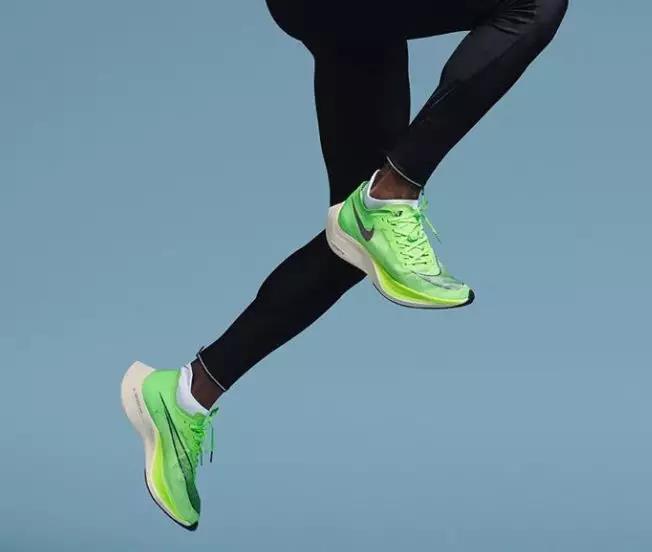 跑鞋试穿选购完整攻略 别再跟风买鞋了！