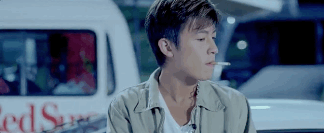 比全马跑者耐力更好的人 是马拉松摄影师