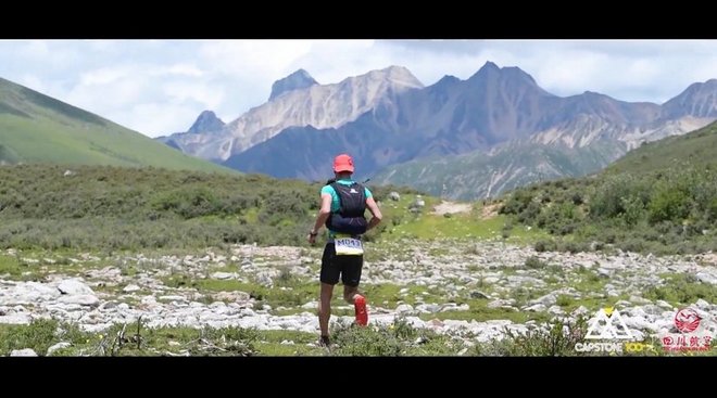“八美胜境 . 别致雅拉”——记顶石100超级越野大师赛60KM！