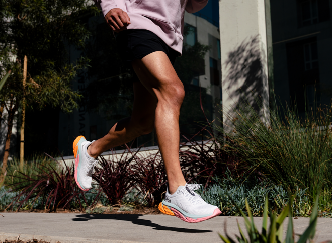 HOKA ONE ONE推出Clifton Edge（克利夫顿先锋）为你提供更平滑流畅的跑步体验