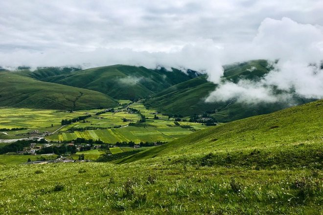 “八美胜境 . 别致雅拉”——记顶石100超级越野大师赛60KM！