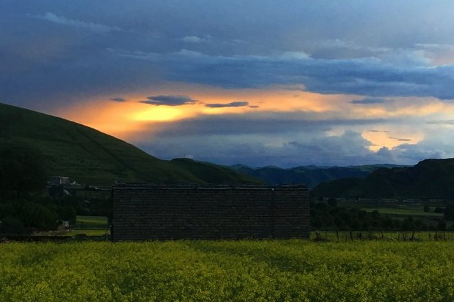 “八美胜境 . 别致雅拉”——记顶石100超级越野大师赛60KM！