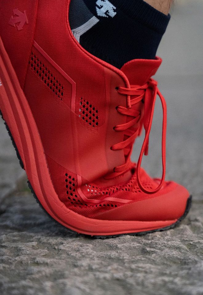 测评 | DESCENTE迪桑特DELTA TRI OP 踏破“铁”鞋无觅处 得来不再费工夫