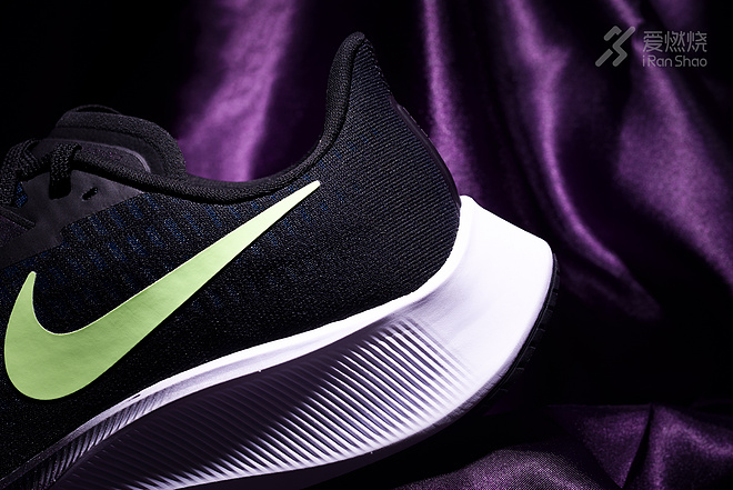 Nike Pegasus 37变得狠像Next%？