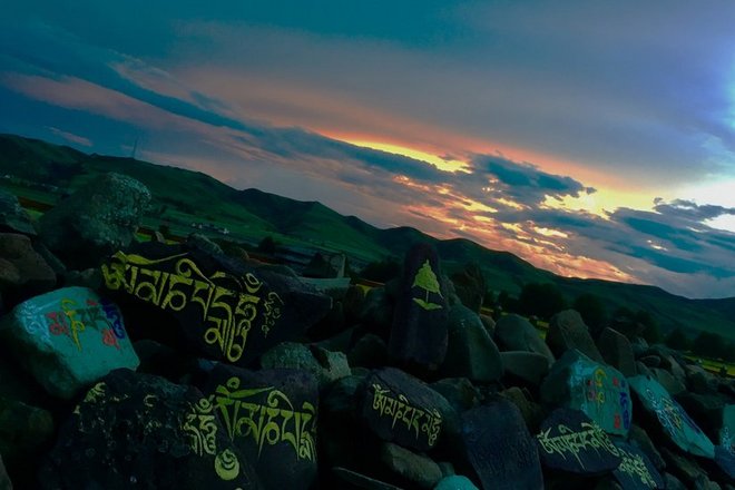 “八美胜境 . 别致雅拉”——记顶石100超级越野大师赛60KM！