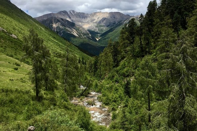 “八美胜境 . 别致雅拉”——记顶石100超级越野大师赛60KM！