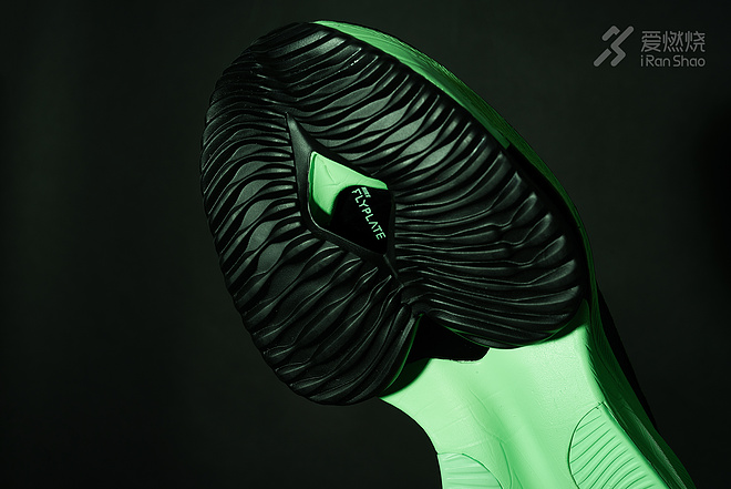 我们和一双Alphafly NEXT%聊了几句