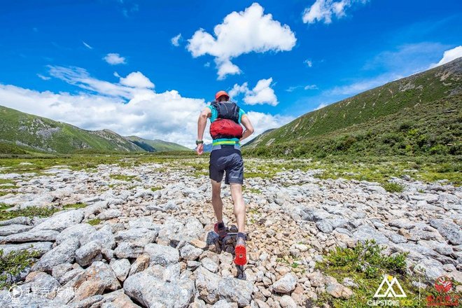 “八美胜境 . 别致雅拉”——记顶石100超级越野大师赛60KM！