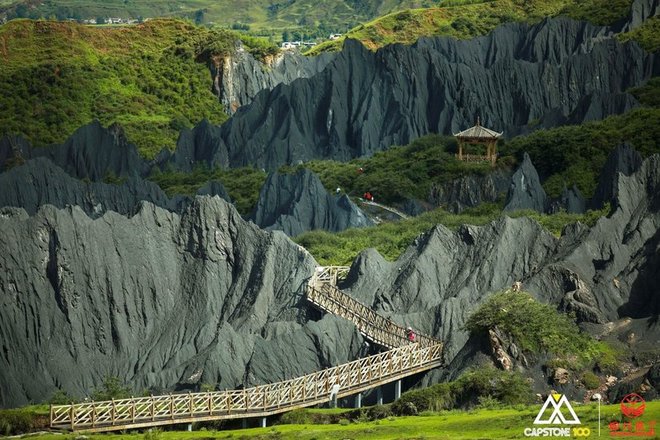 “八美胜境 . 别致雅拉”——记顶石100超级越野大师赛60KM！