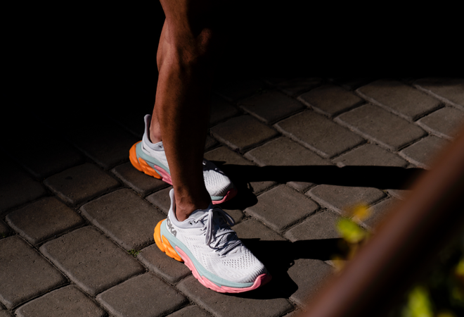 HOKA ONE ONE推出Clifton Edge（克利夫顿先锋）为你提供更平滑流畅的跑步体验