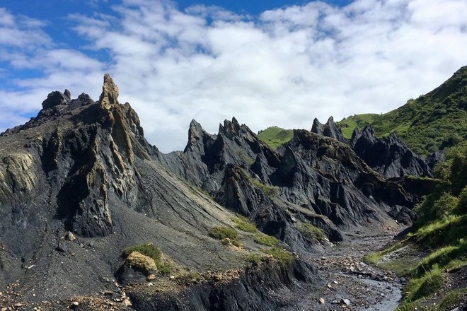 “八美胜境 . 别致雅拉”——记顶石100超级越野大师赛60KM！