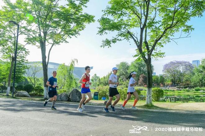 田协发布线上马拉松指导意见 匹克发布氢弹001-Pro | 跑圈十件事