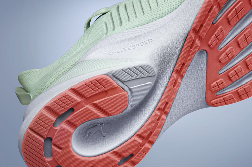 世卫组织发布聚集性赛事办赛指南 多地教育局叫停学生戴口罩跑步 | 跑圈十件事