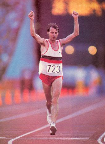 全马208历史第一人 用成绩诠释“传奇”二字