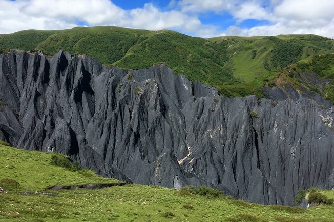“八美胜境 . 别致雅拉”——记顶石100超级越野大师赛60KM！