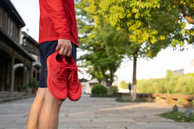 测评 | DESCENTE迪桑特DELTA TRI OP 踏破“铁”鞋无觅处 得来不再费工夫