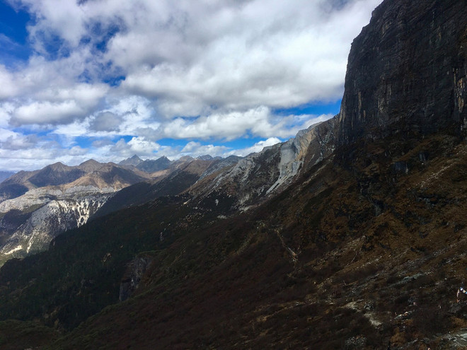 “转山之路 . 寻美之道”——2019年5月飚山越野龙腾亚丁超级转山53KM