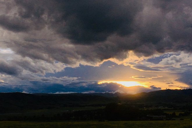 “八美胜境 . 别致雅拉”——记顶石100超级越野大师赛60KM！