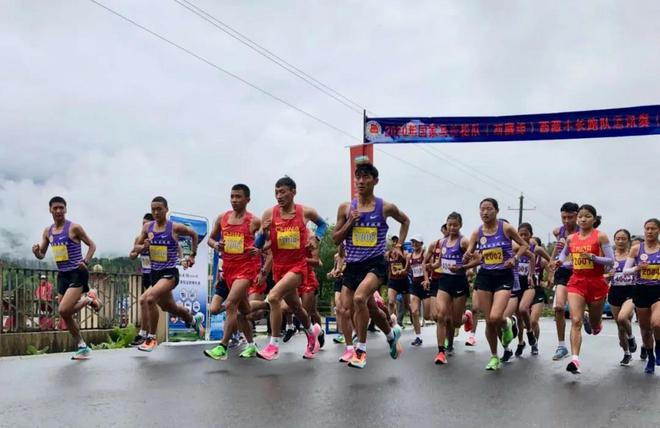 田协发布线上马拉松指导意见 匹克发布氢弹001-Pro | 跑圈十件事