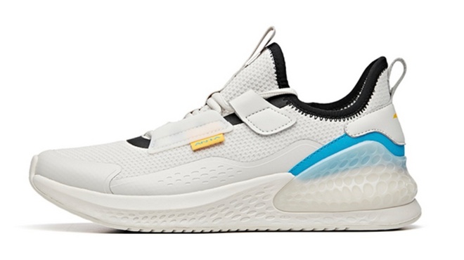 国际奥委会主席巴赫称 奥运会若无法如期将被取消 | 跑圈十件事