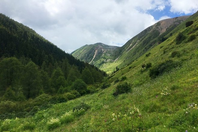 “八美胜境 . 别致雅拉”——记顶石100超级越野大师赛60KM！