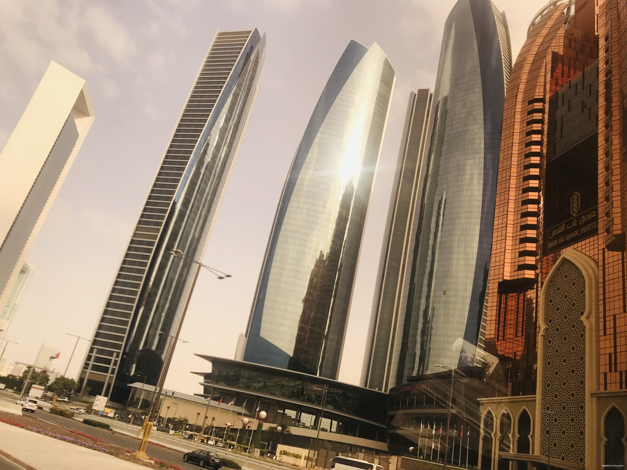 奔跑在土豪国度--记2020渣打迪拜马拉松