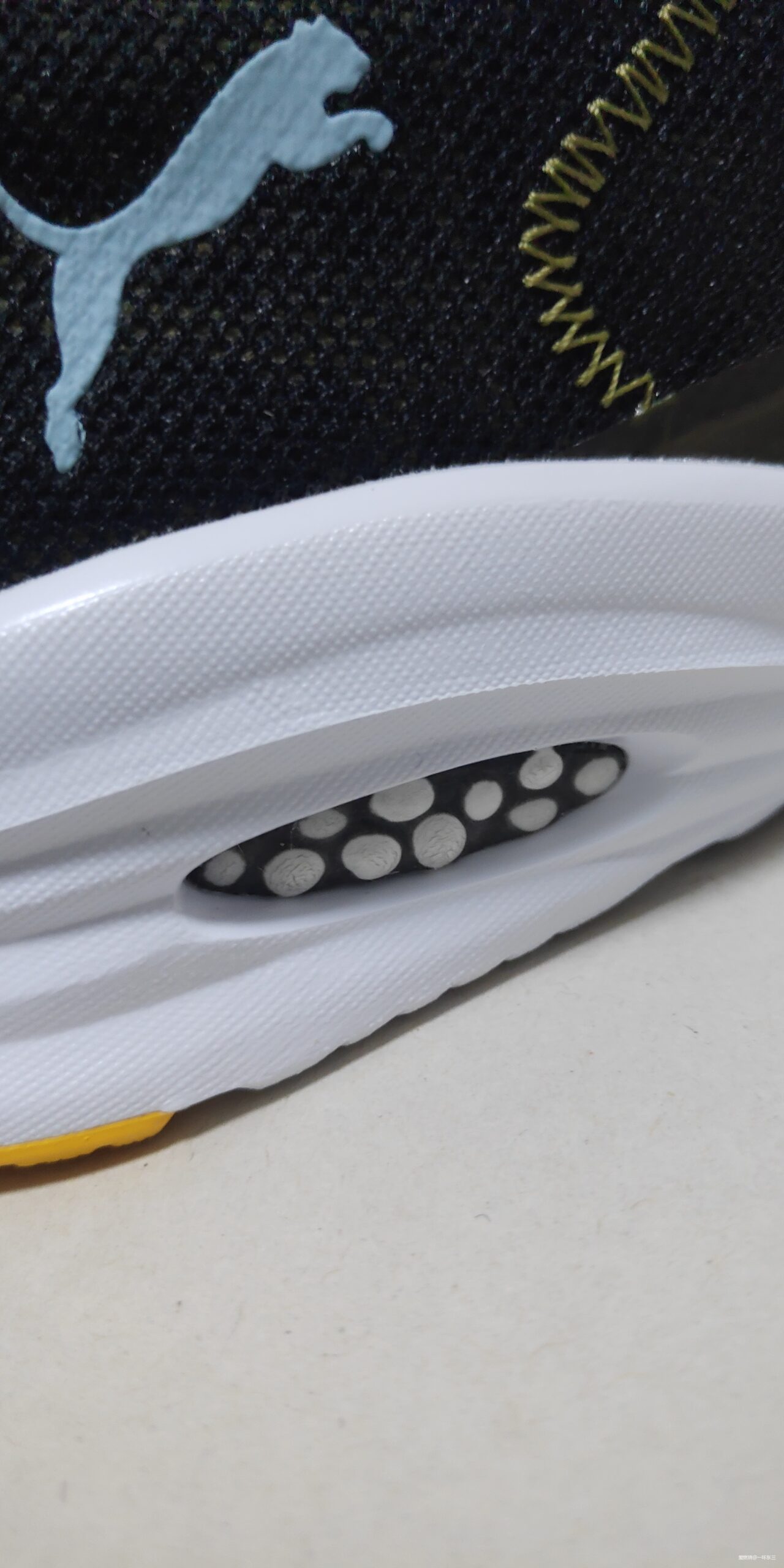 PUMA Hybrid Fuego x First Mile： 自然亲肤得不像一双跑鞋