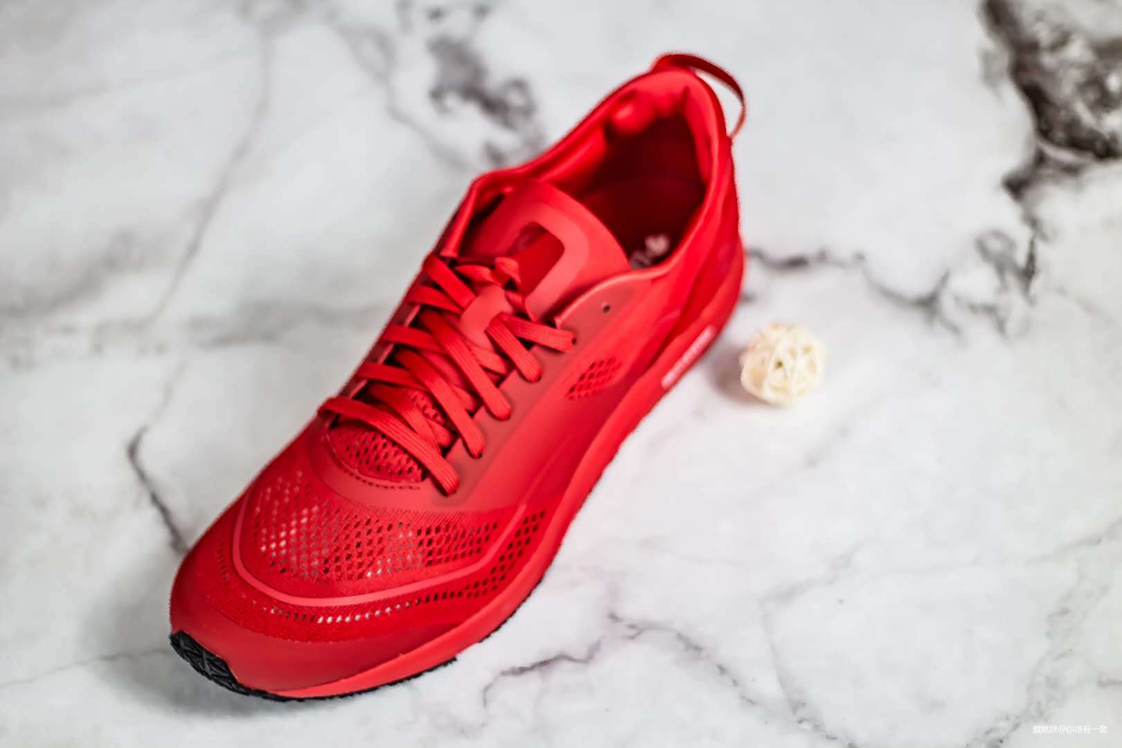 迪桑特DELTA TRI OP高性能专业跑鞋，“外挂级”体验