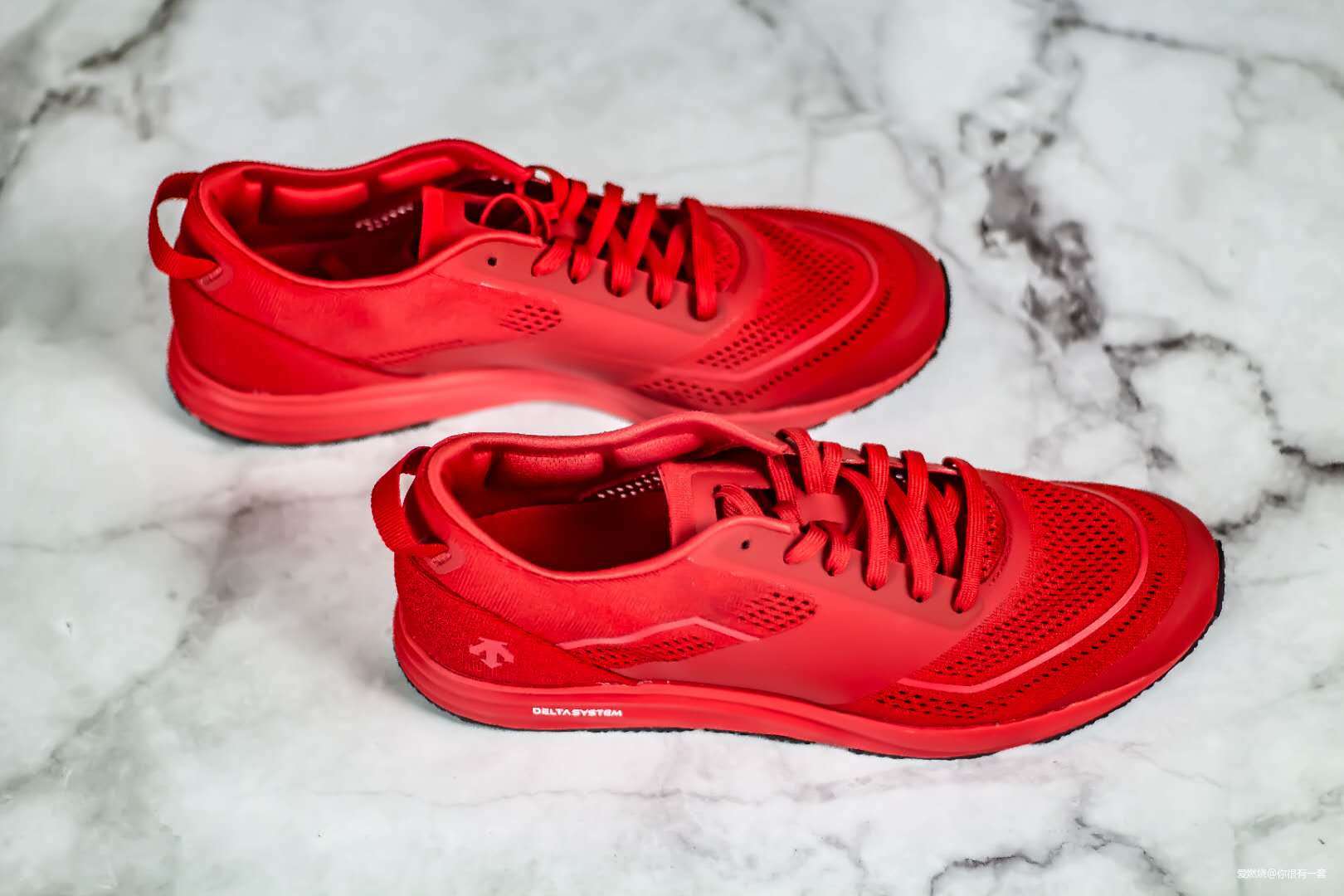 迪桑特DELTA TRI OP高性能专业跑鞋，“外挂级”体验