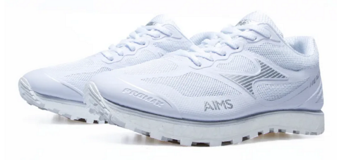 上海发布19年体育赛事影响力评估报告 穿牛仔裤跑1英里世界纪录刷新 | 跑圈十件事