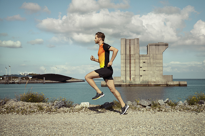 Mizuno Wave Rider  24  | “吃软不吃硬”