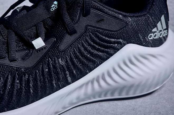 adidas的未来跑鞋，还有一个B计划