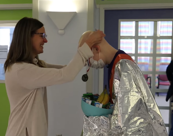 人物故事 | 在化疗期的最后一天，走完“马拉松”