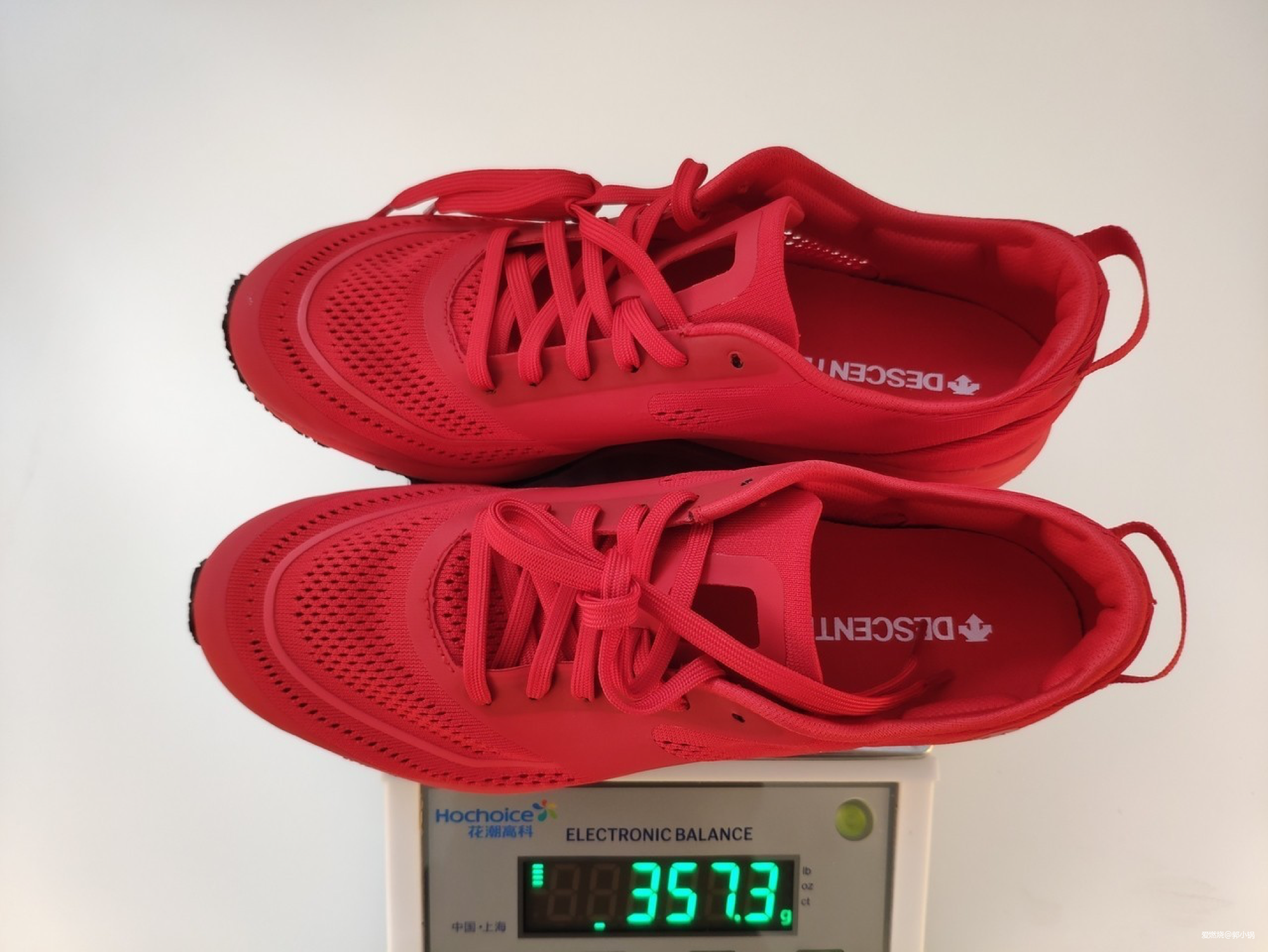 听说你一个跑者为了测评一款鞋子，差点去完成了次铁三？  迪桑特DELTA TRI OP高性能专业跑鞋