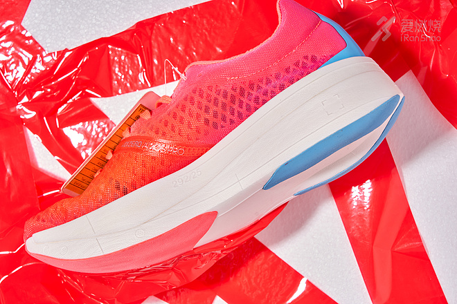 开箱 | 厚底之战 adizero adios Pro