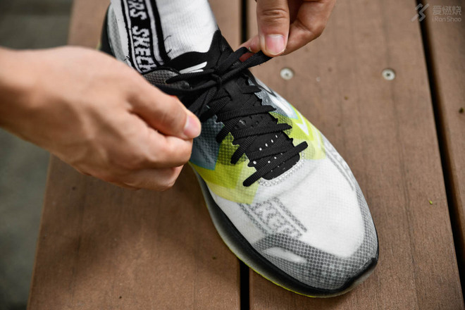 跑鞋｜破风来袭 SKECHERS GOMEB SPEED6 HYPER