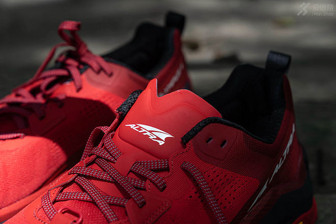 跑鞋｜一挑百里 ALTRA OLYMPUS 4.0