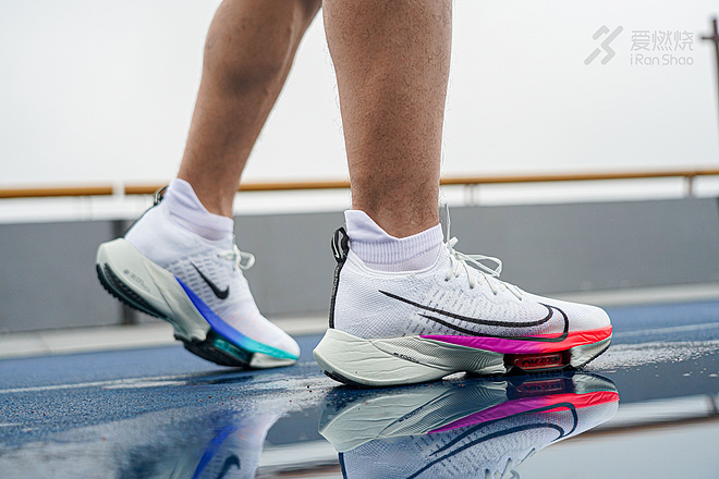 跑鞋 | 新人出道 NIKE AIR ZOOM TEMPO NEXT%