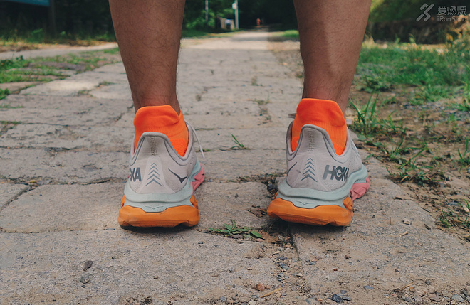 跑鞋 ｜ 极致平稳的落地体验 HOKA ONE ONE Clifton Edge