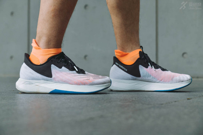 碳板时代｜New Balance FuelCell TC  5280演变出的竞训之道