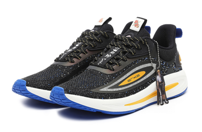 北京低风险地区允许举办500人以下赛事 小将何宇鸿百米创佳绩 | 跑圈十件事