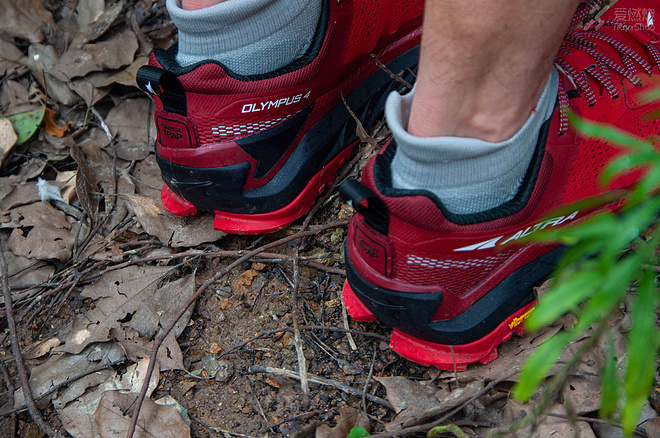 跑鞋｜一挑百里 ALTRA OLYMPUS 4.0