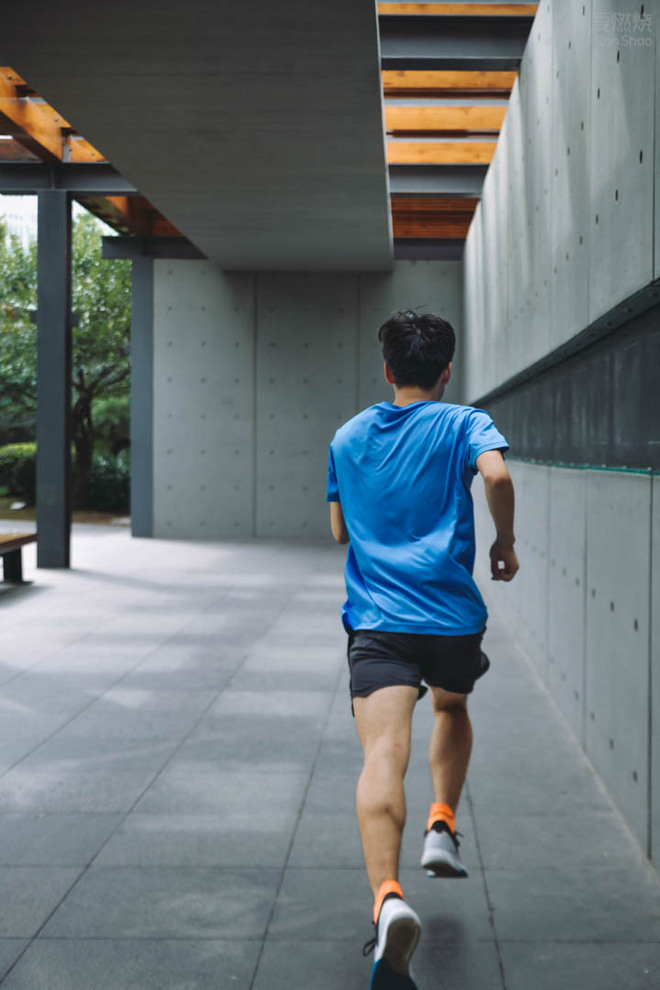 碳板时代｜New Balance FuelCell TC  5280演变出的竞训之道