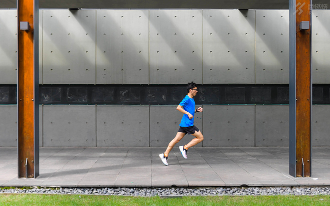 碳板时代｜New Balance FuelCell TC  5280演变出的竞训之道