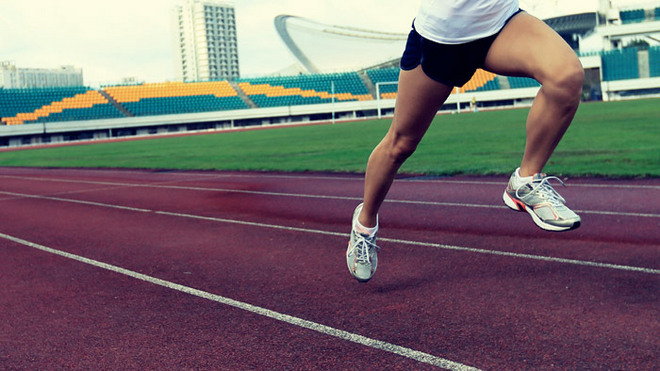 为什么你跑起来身体老是乱晃？